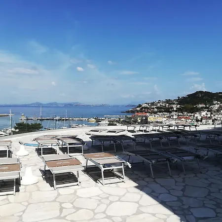 Gran Paradiso Отель 4*