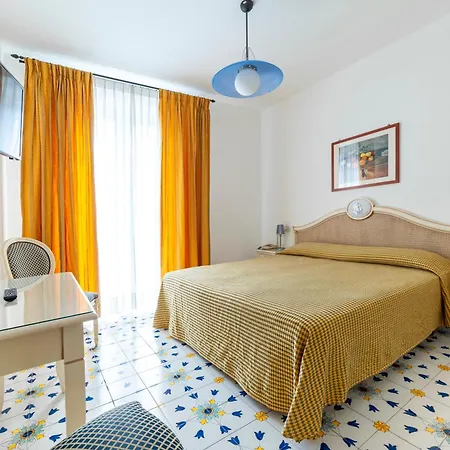 Gran Paradiso 4* Ischia