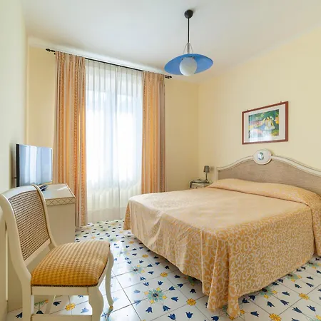 Gran Paradiso Hotel