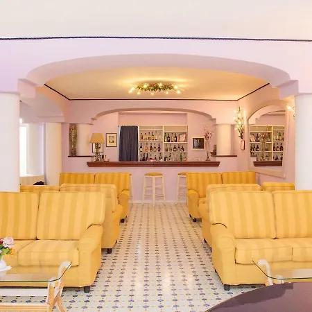 Gran Paradiso Hotel