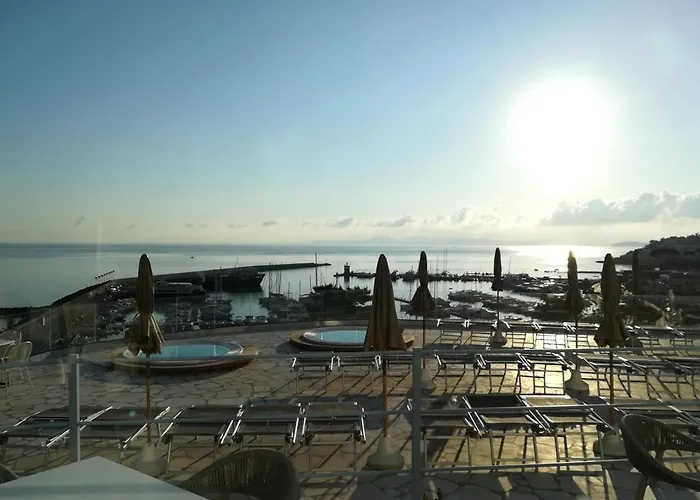 Gran Paradiso Отель